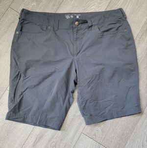 Mountain Hardwear Shorts